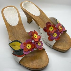 Vintage Bandalino wooden clogs